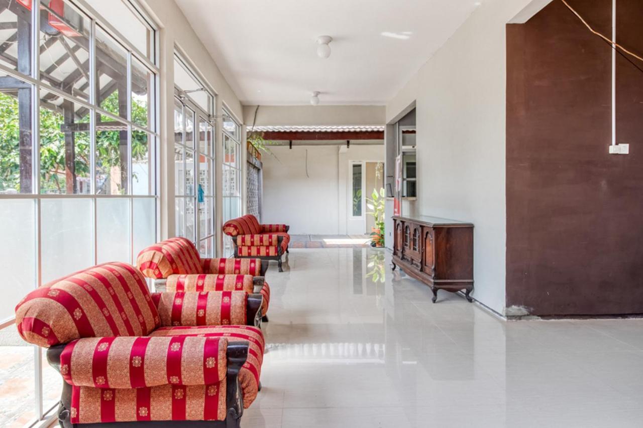 Hotel RedDoorz near Malioboro Tugu Station Jogja 2 Jogyakarta Zewnętrze zdjęcie