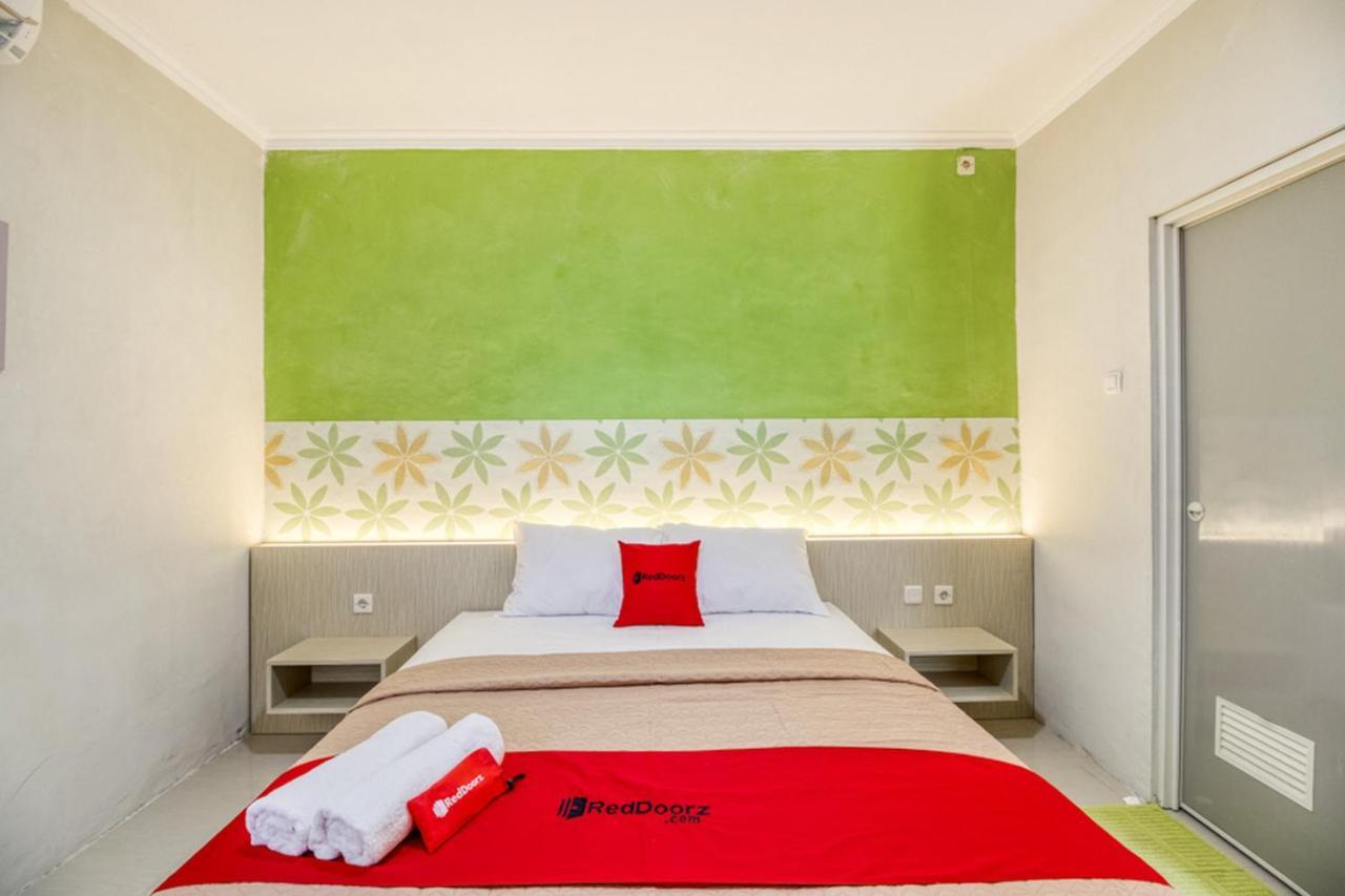 Hotel RedDoorz near Malioboro Tugu Station Jogja 2 Jogyakarta Zewnętrze zdjęcie