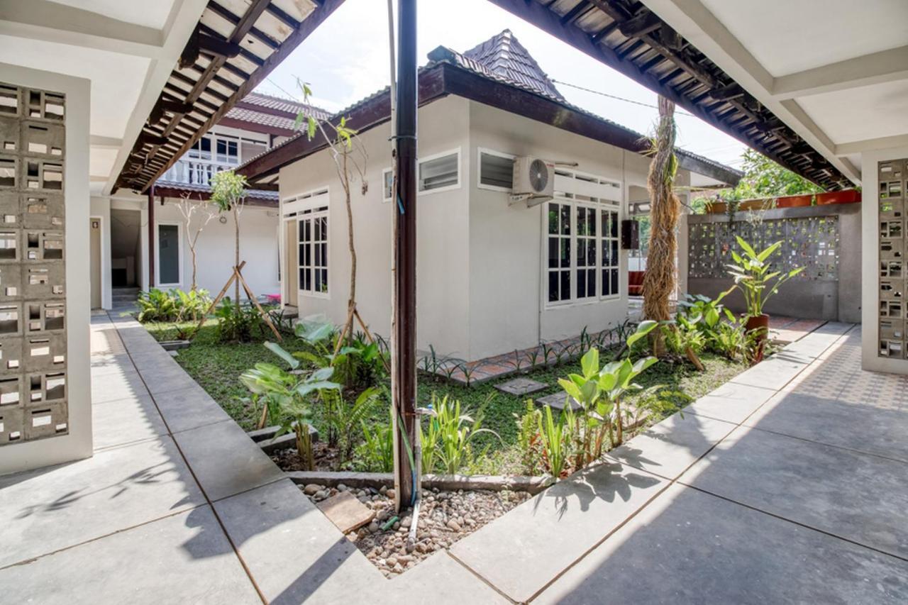 Hotel RedDoorz near Malioboro Tugu Station Jogja 2 Jogyakarta Zewnętrze zdjęcie