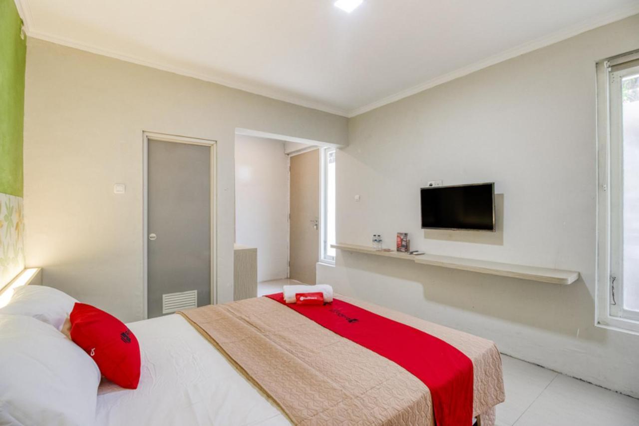Hotel RedDoorz near Malioboro Tugu Station Jogja 2 Jogyakarta Zewnętrze zdjęcie