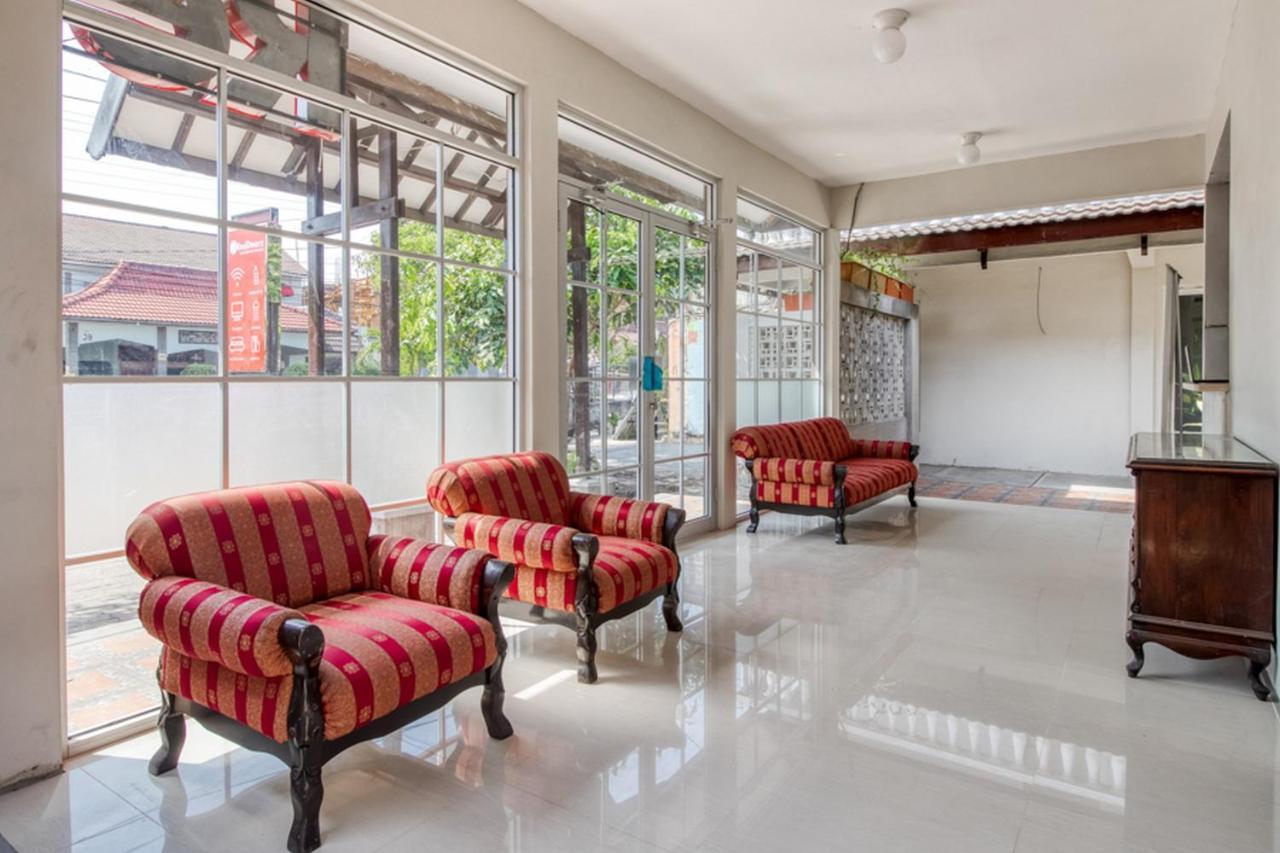 Hotel RedDoorz near Malioboro Tugu Station Jogja 2 Jogyakarta Zewnętrze zdjęcie