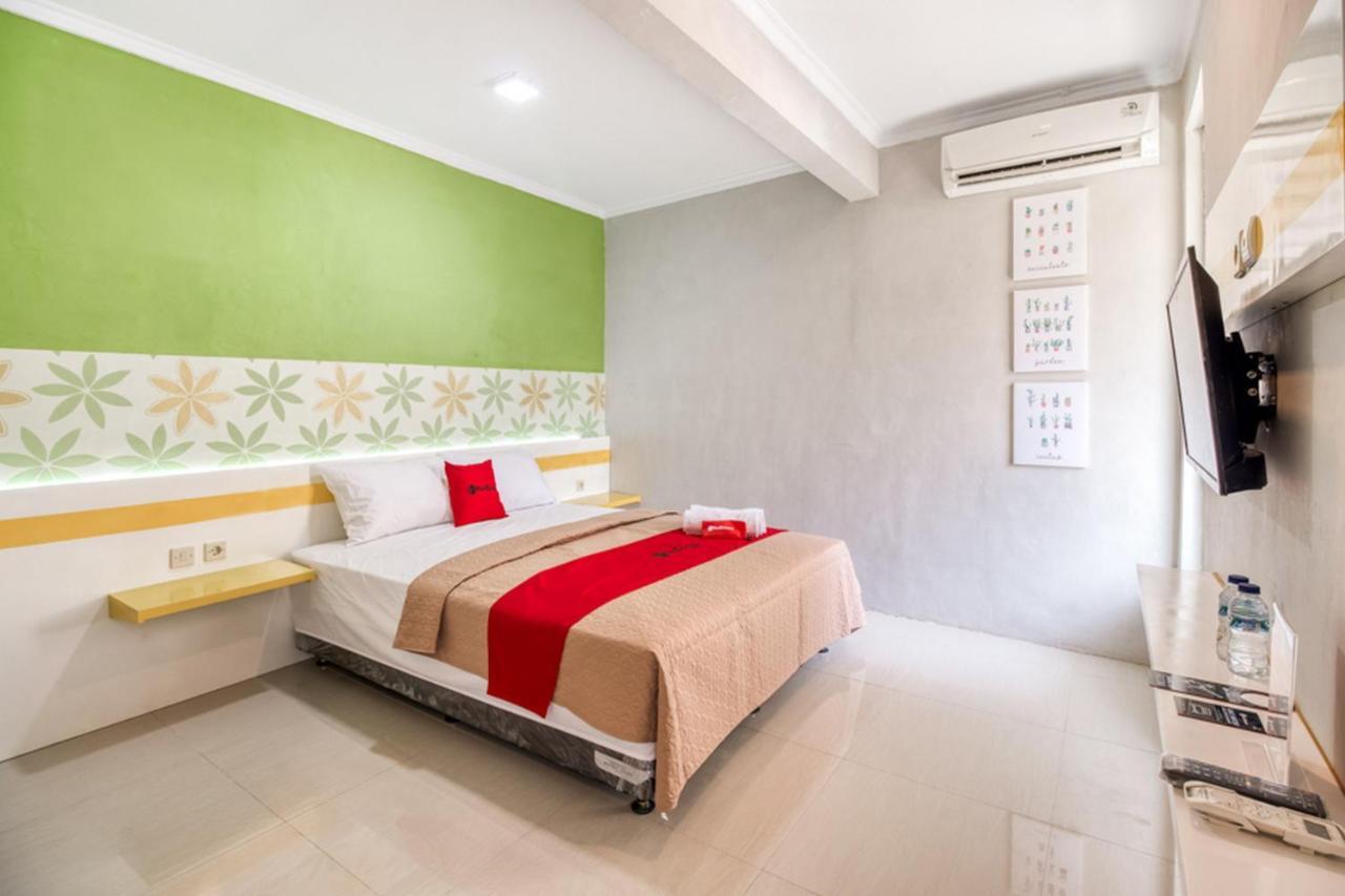 Hotel RedDoorz near Malioboro Tugu Station Jogja 2 Jogyakarta Zewnętrze zdjęcie